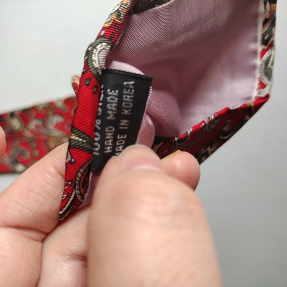 Lot Of 4 Disney Themed Men's Neck Ties -Winnie The Pooh, Goofy , Mickey -Y2K - Picture 9 of 10